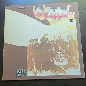Original Vintage Led Zeppelin II vinyl record